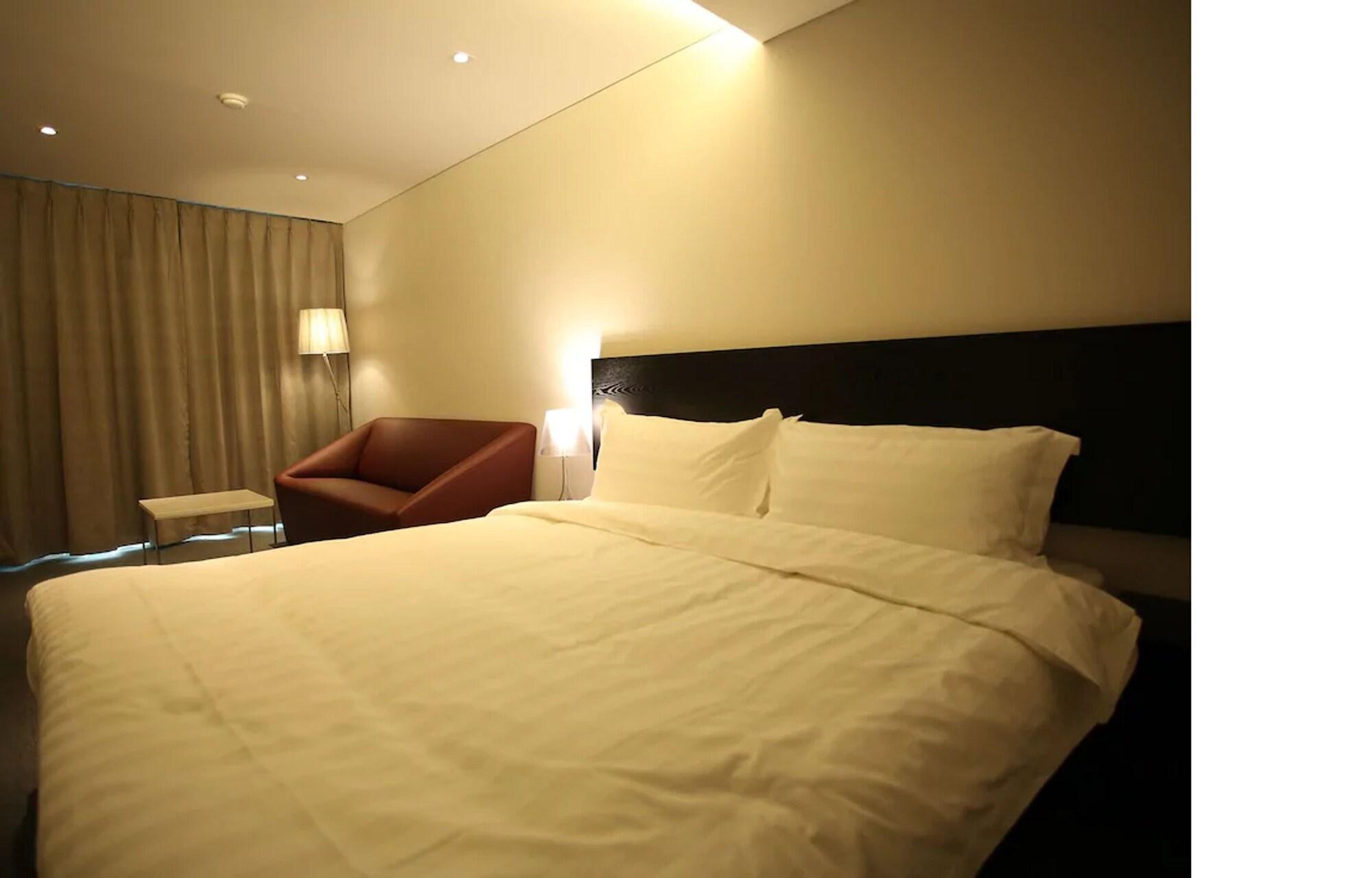 I.T.W Hotel Seoul Exterior photo