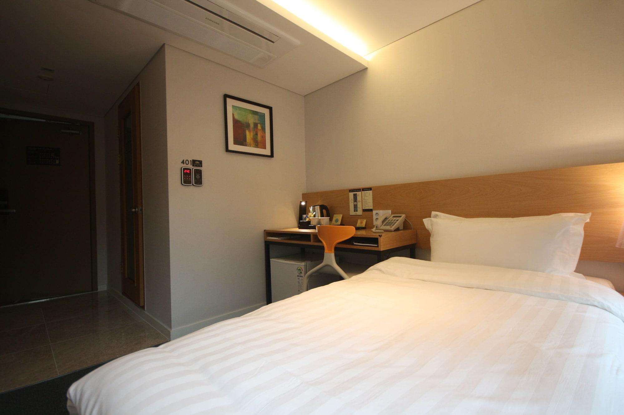 I.T.W Hotel Seoul Exterior photo