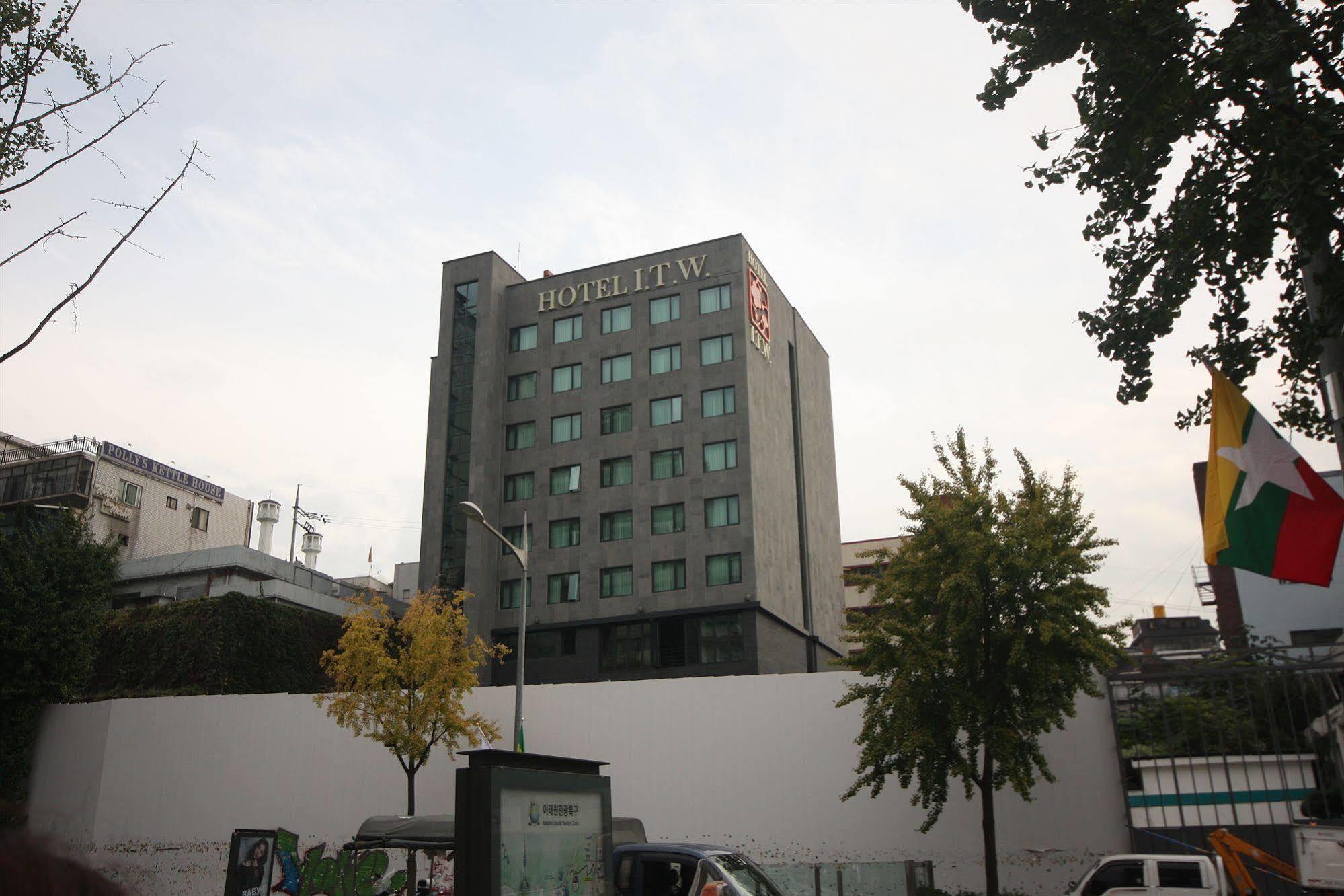 I.T.W Hotel Seoul Exterior photo